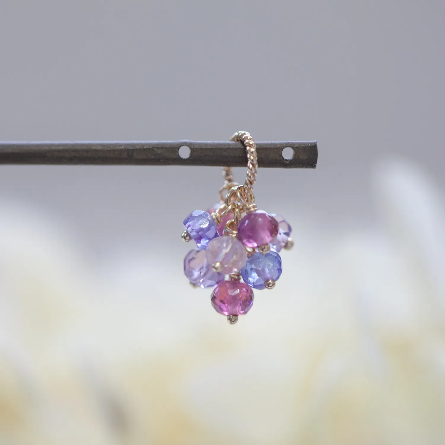 ぶどうの形のペンダントトップ