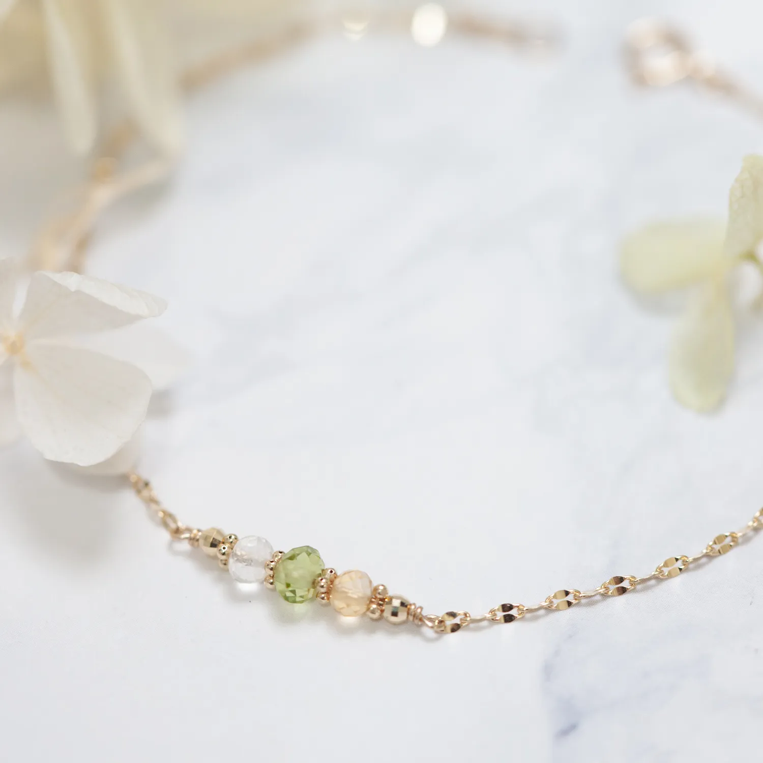 願いを込めたブレスレット