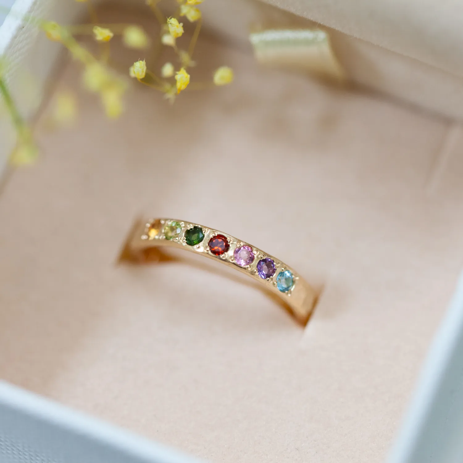 幸運を呼ぶお守り」アミュレットリング